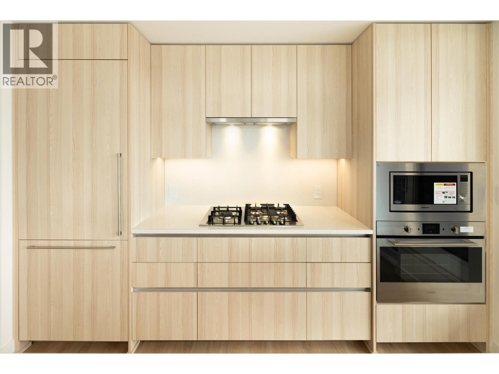 #1602 238 Leon Avenue - 20