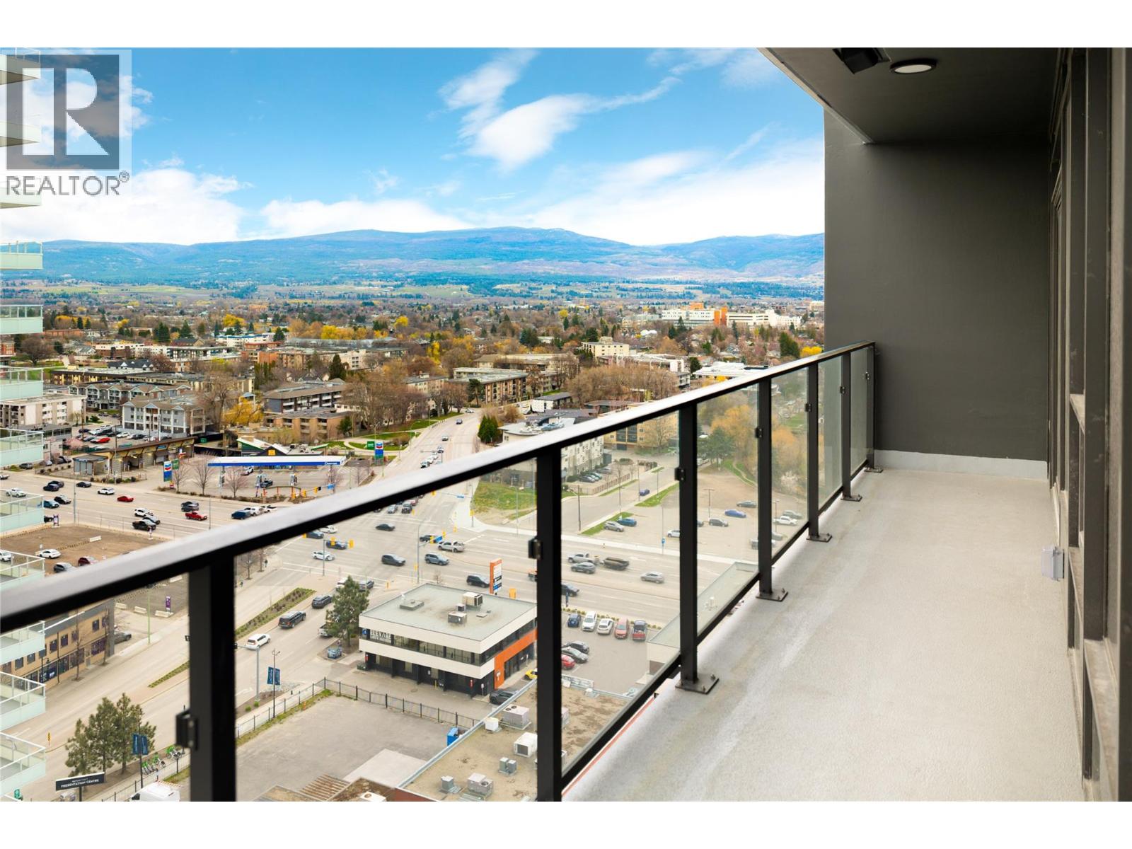 1602 238 Leon Avenue, Kelowna