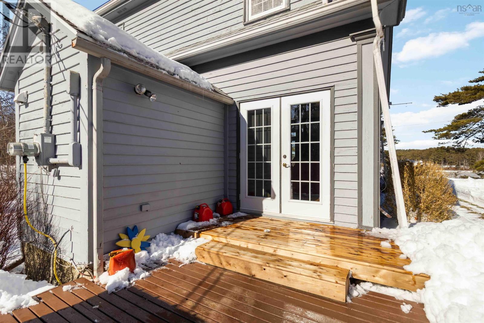 Property 5 of 34 of 36 Shore Drive