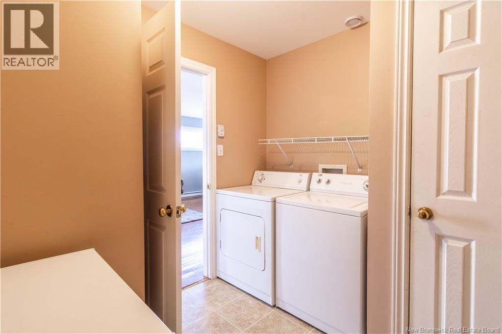 16 IMPERIAL DRIVE - 21