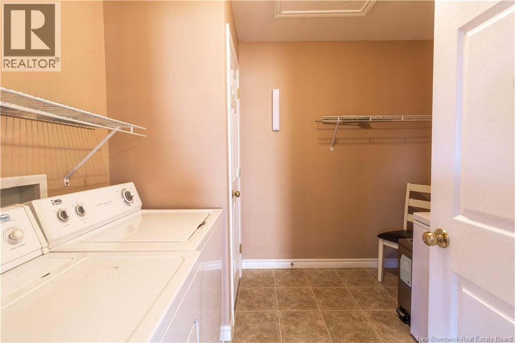 16 IMPERIAL DRIVE - 22