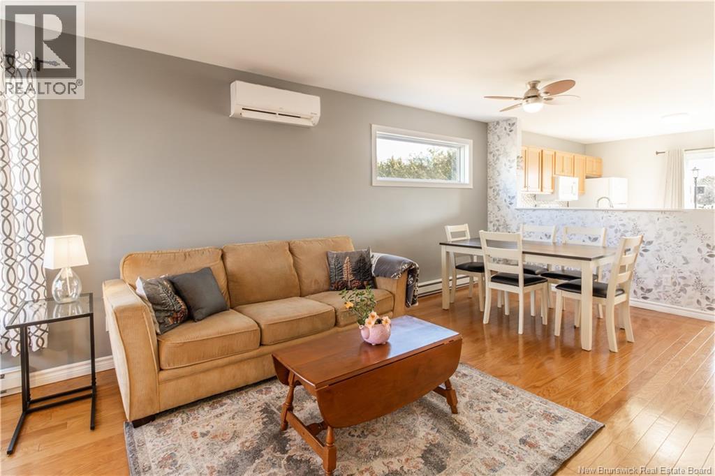 16 IMPERIAL DRIVE - 10