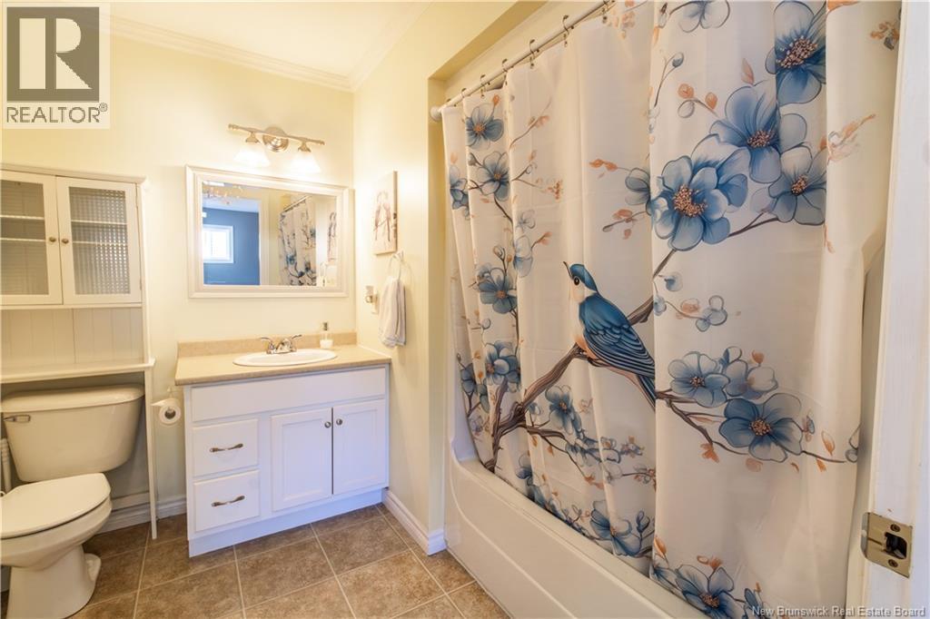 16 IMPERIAL DRIVE - 20