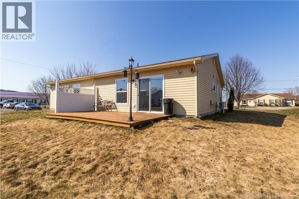 16 IMPERIAL DRIVE - 26