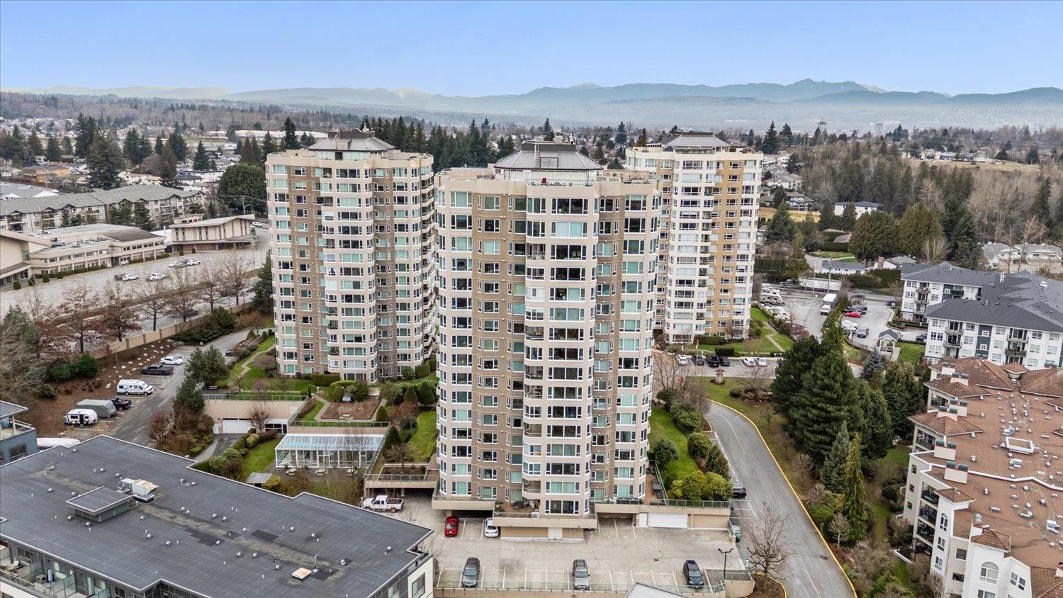 701 3170 GLADWIN ROAD