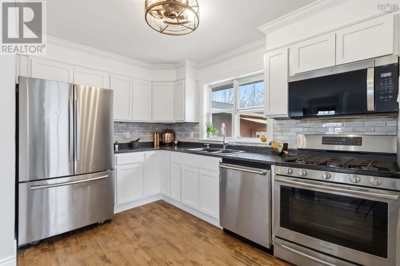 37 BELLE VISTA DRIVE - 14