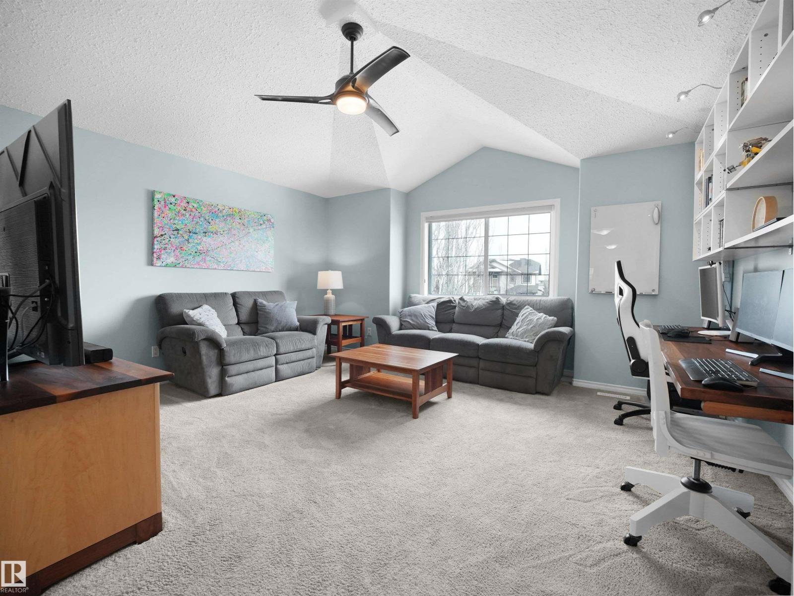 1567 37C AV NW, Edmonton