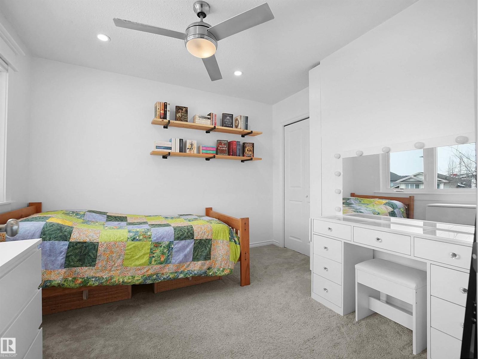 1567 37C AV NW, Edmonton