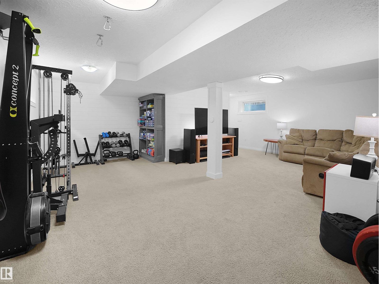 1567 37C AV NW, Edmonton