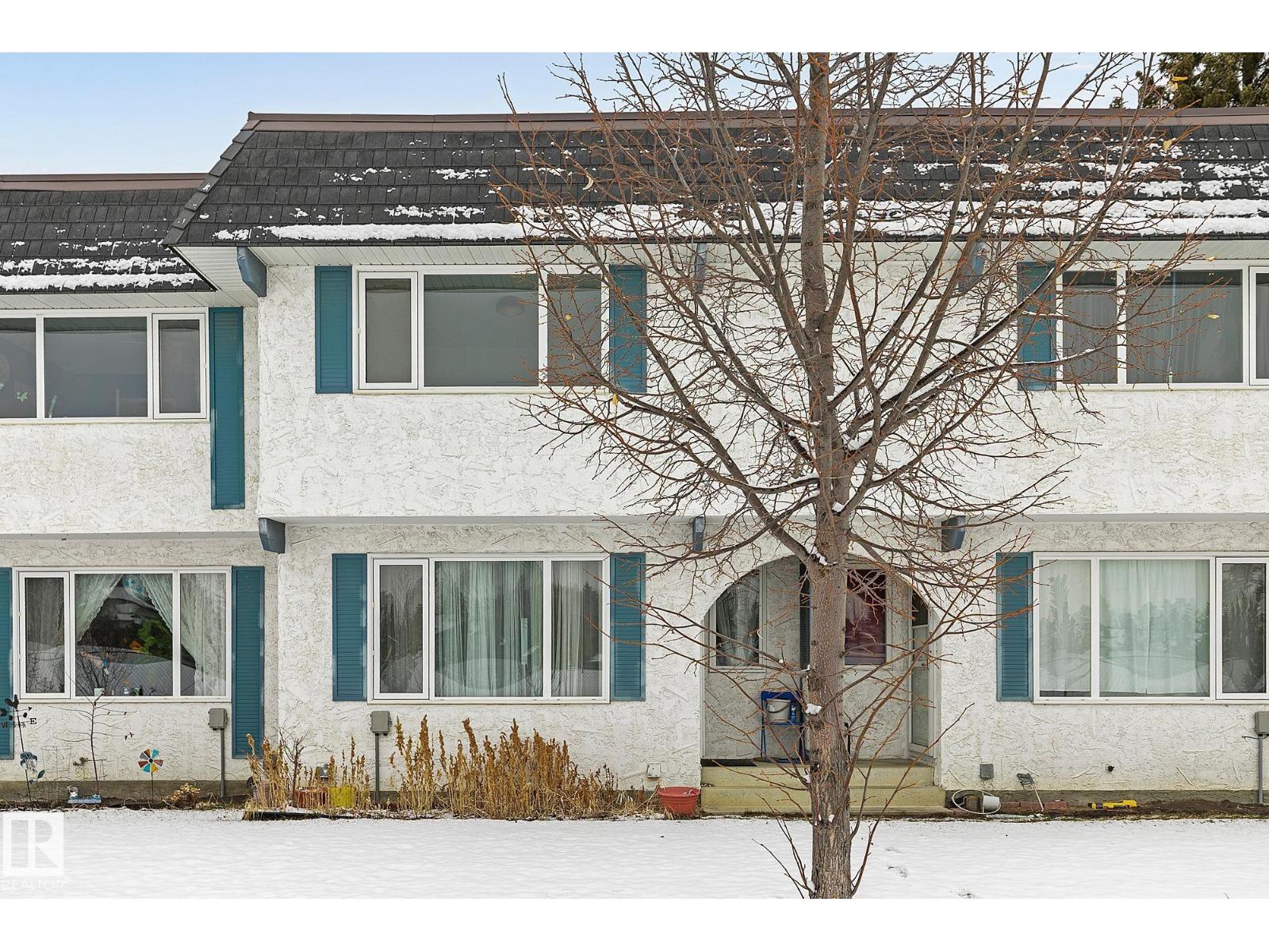 11365 22 AV NW - 1