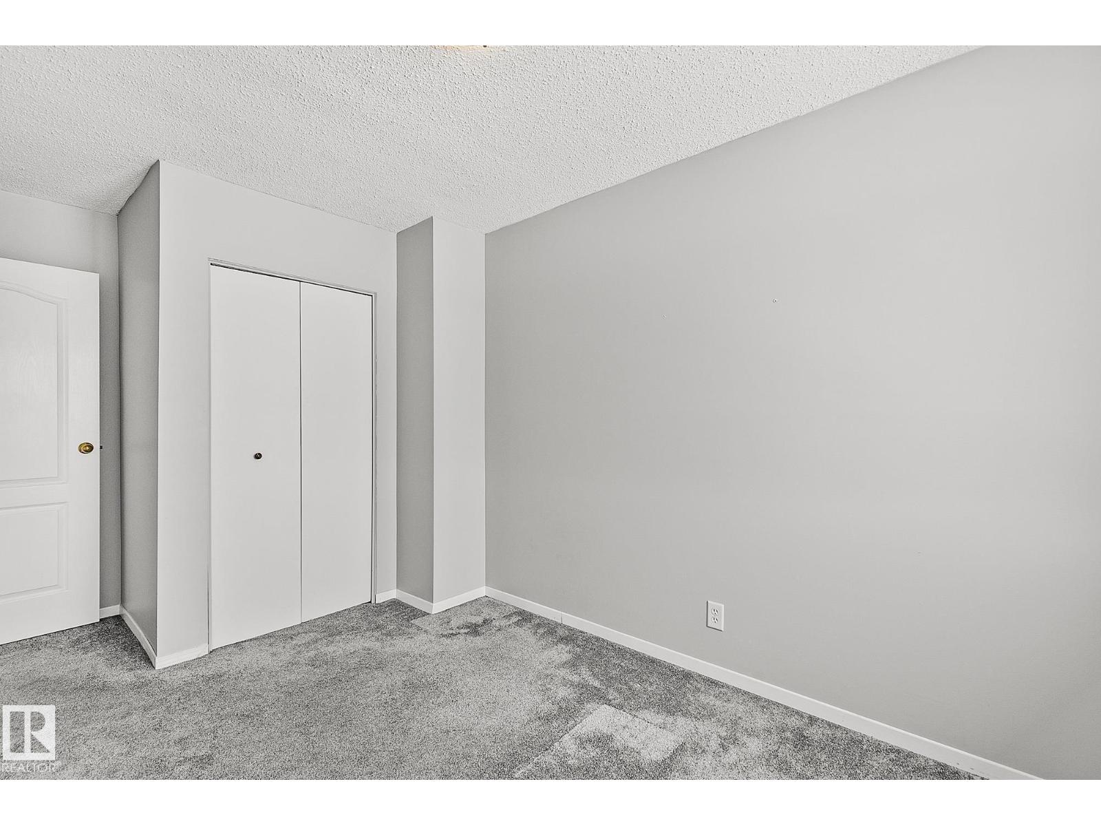 11365 22 AV NW - 19