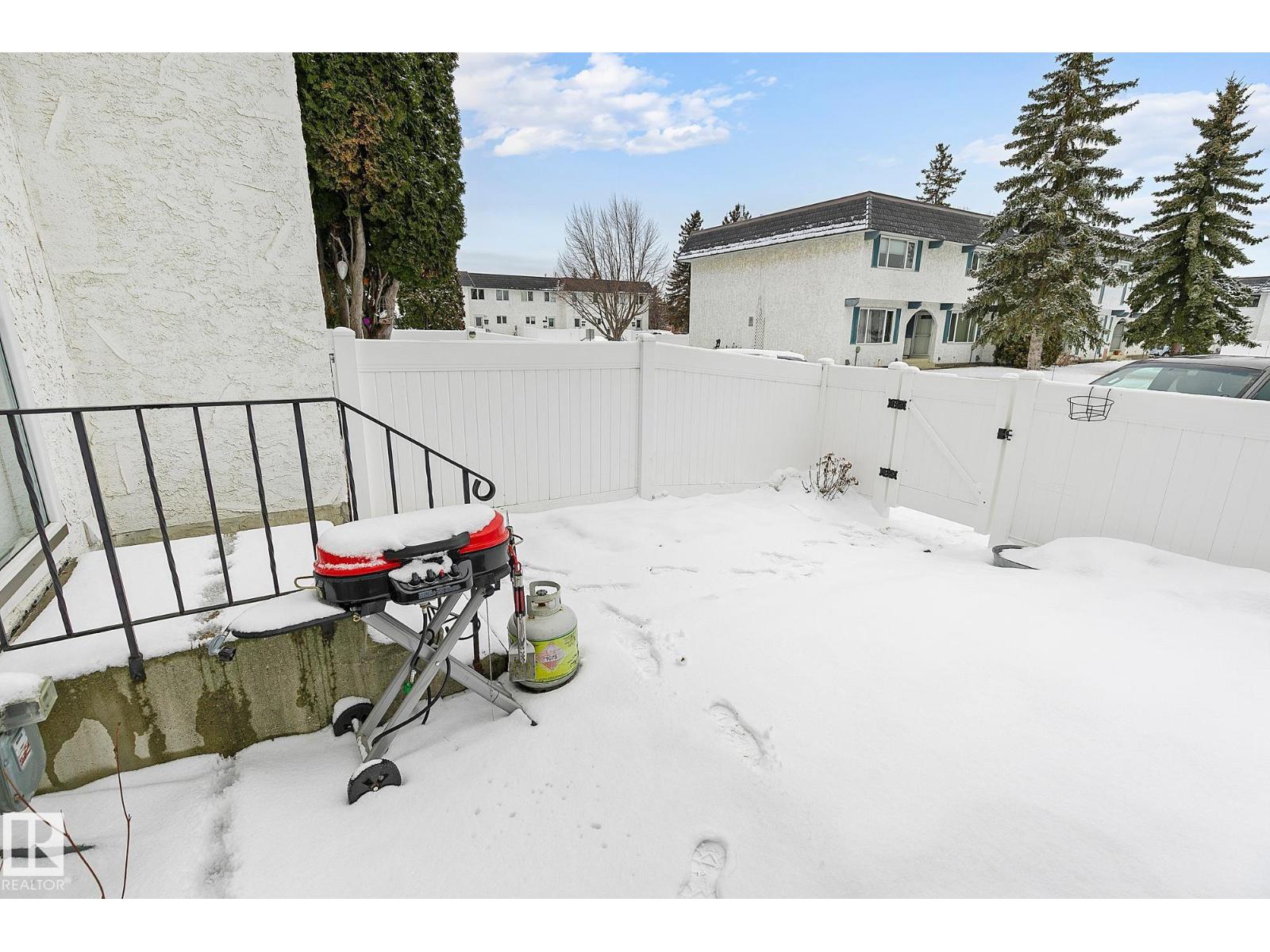11365 22 AV NW - 28