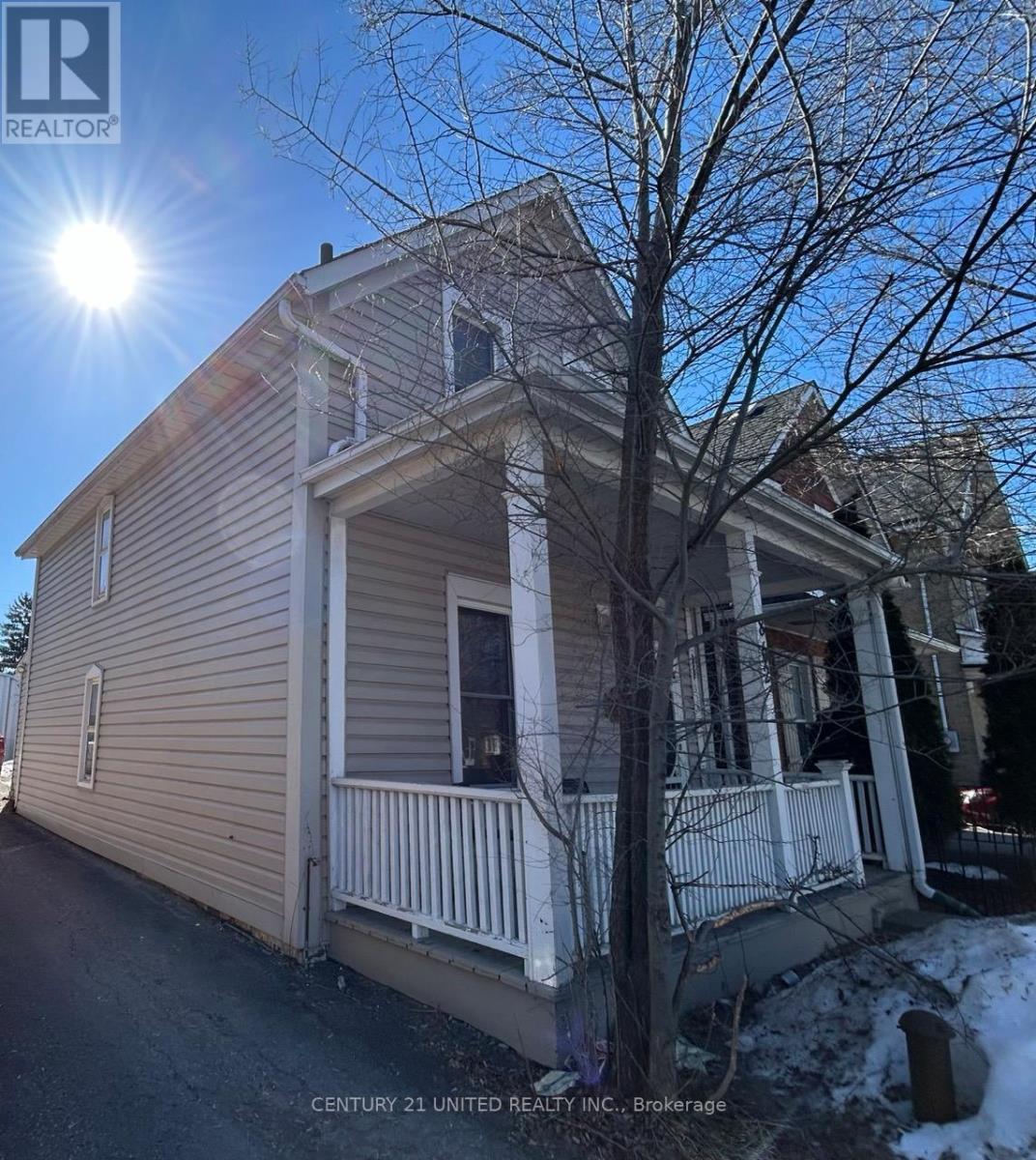 862 GEORGE STREET N - 28