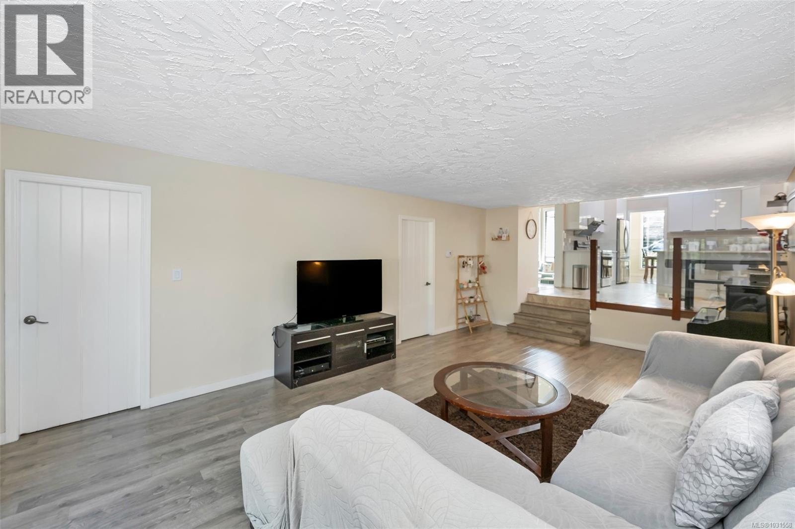  1171 Royal Oak Drive, Saanich