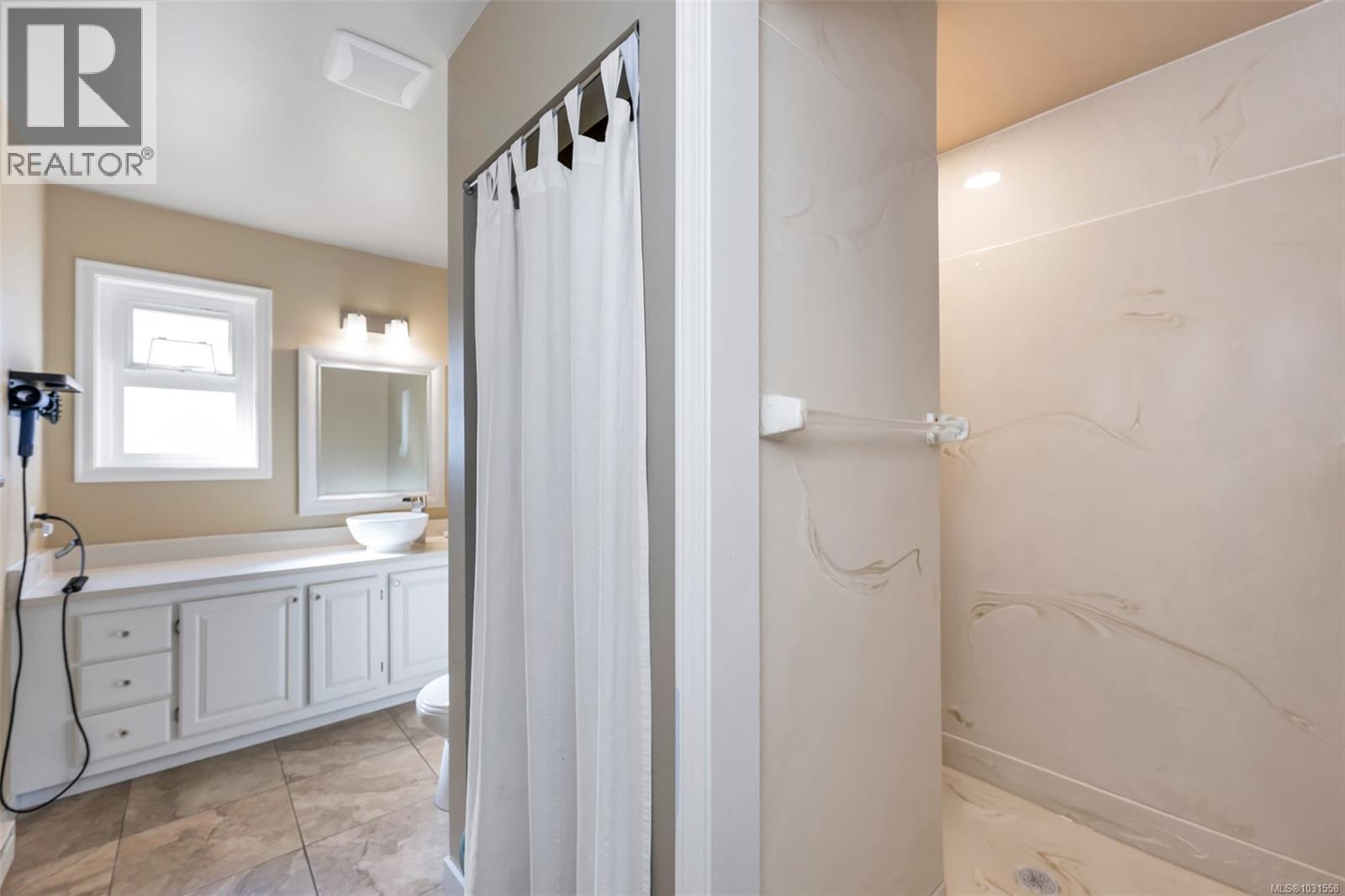  1171 Royal Oak Drive, Saanich