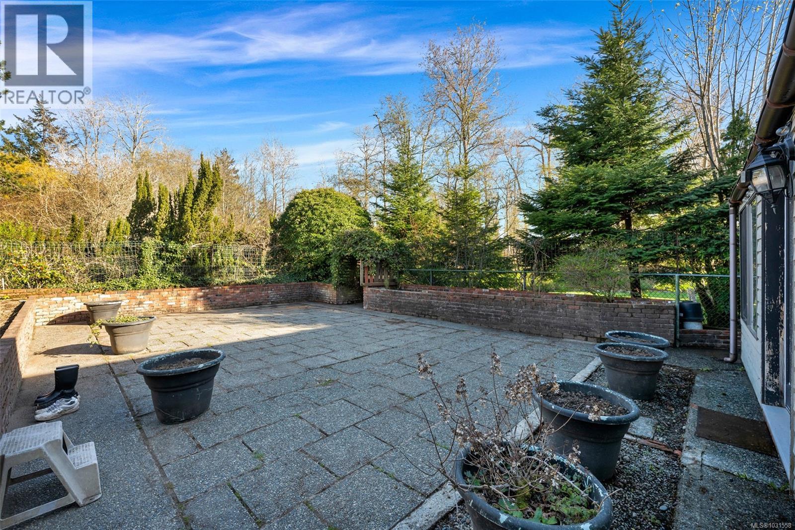  1171 Royal Oak Drive, Saanich