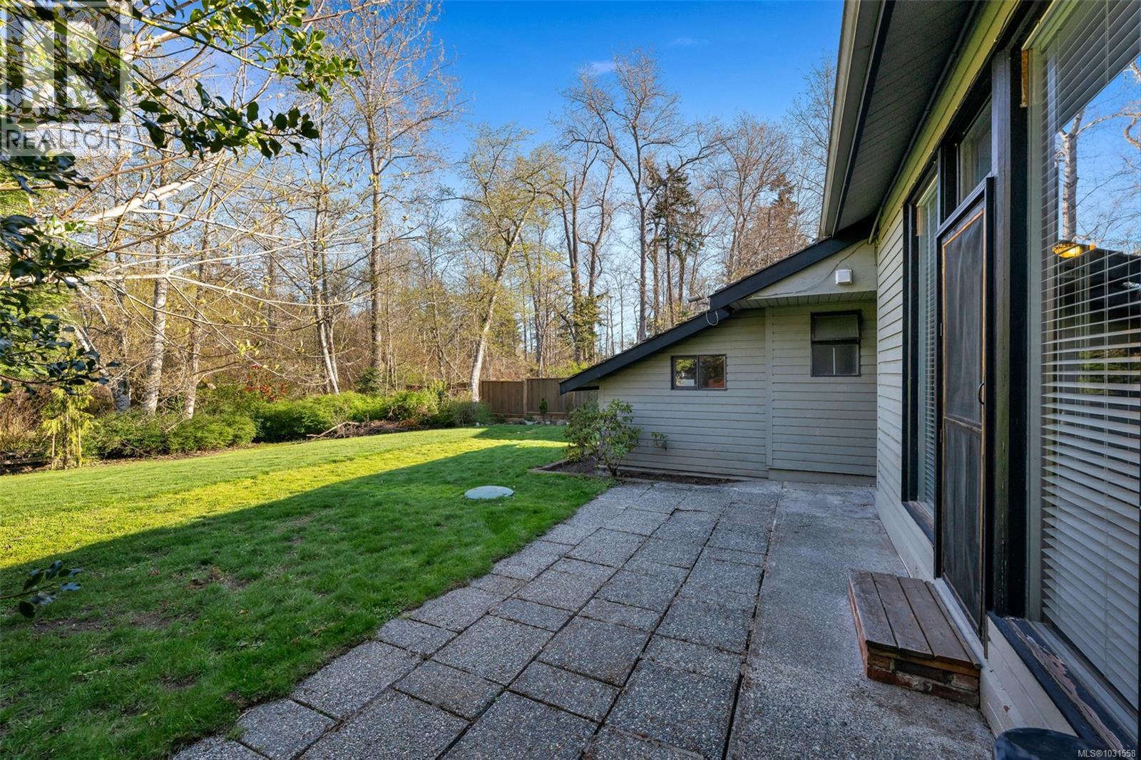  1171 Royal Oak Drive, Saanich