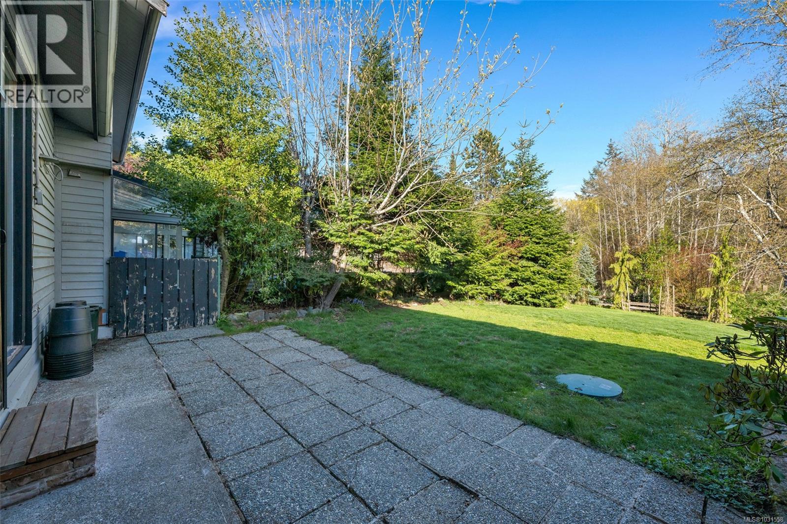  1171 Royal Oak Drive, Saanich