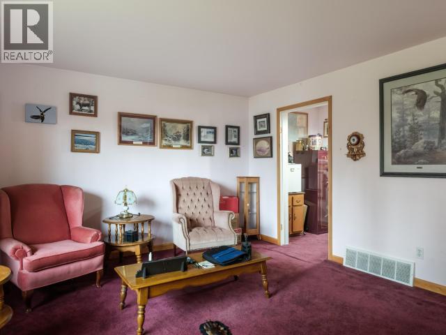 16 DEADEND ROAD - 36