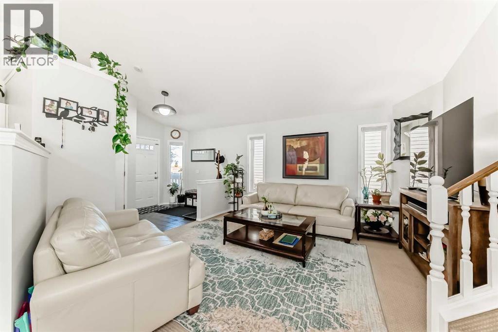 Single Family House 4 Level for Sale in  Los Alamos Place NE Monterey Park Calgary 