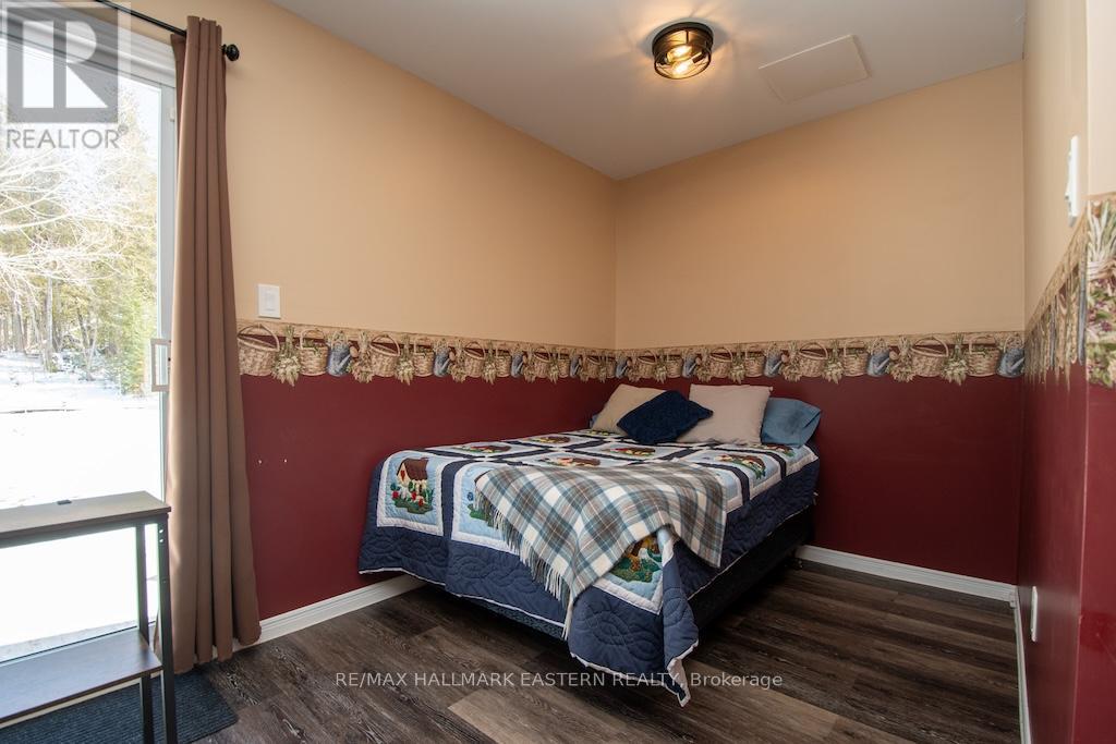 1079 ROCK ROAD - 31