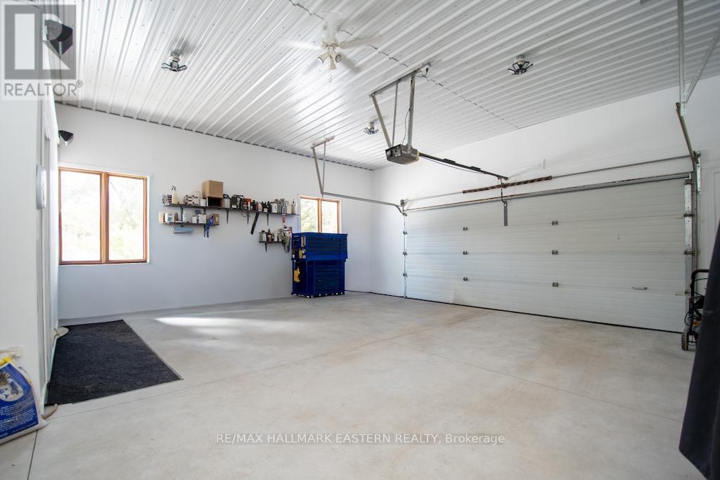 1079 ROCK ROAD - 37