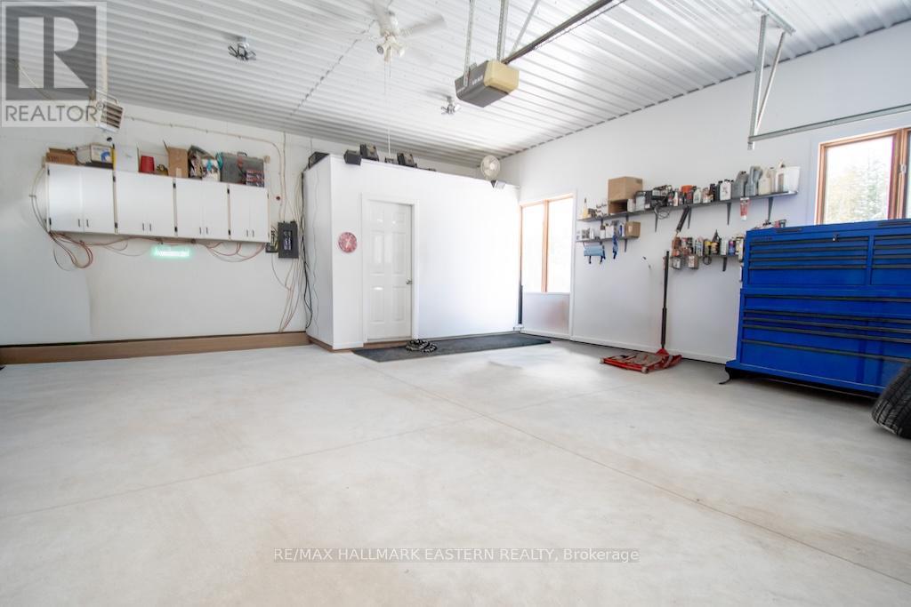 1079 ROCK ROAD - 38