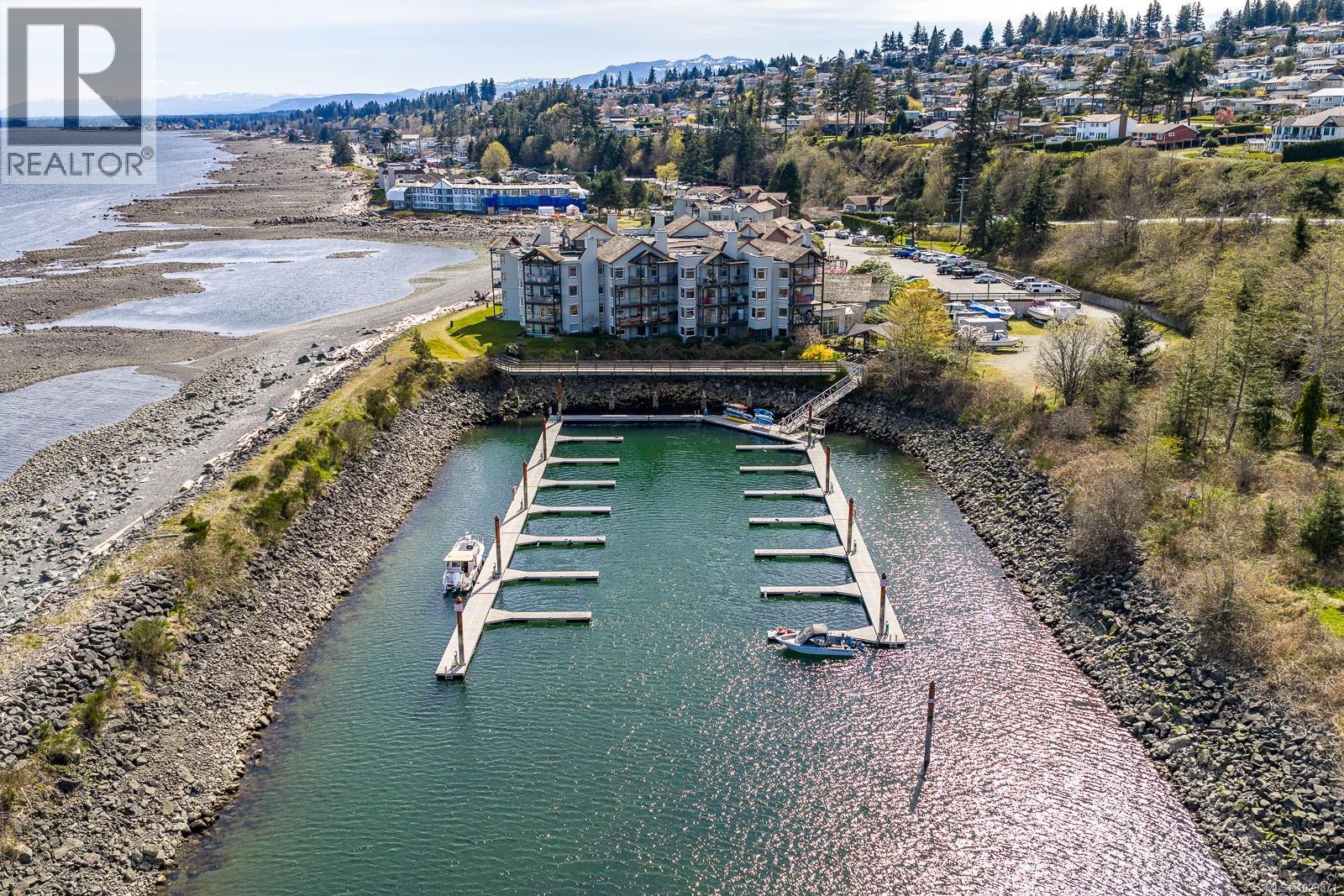 3303 27 ISLAND Hwy S, Campbell River