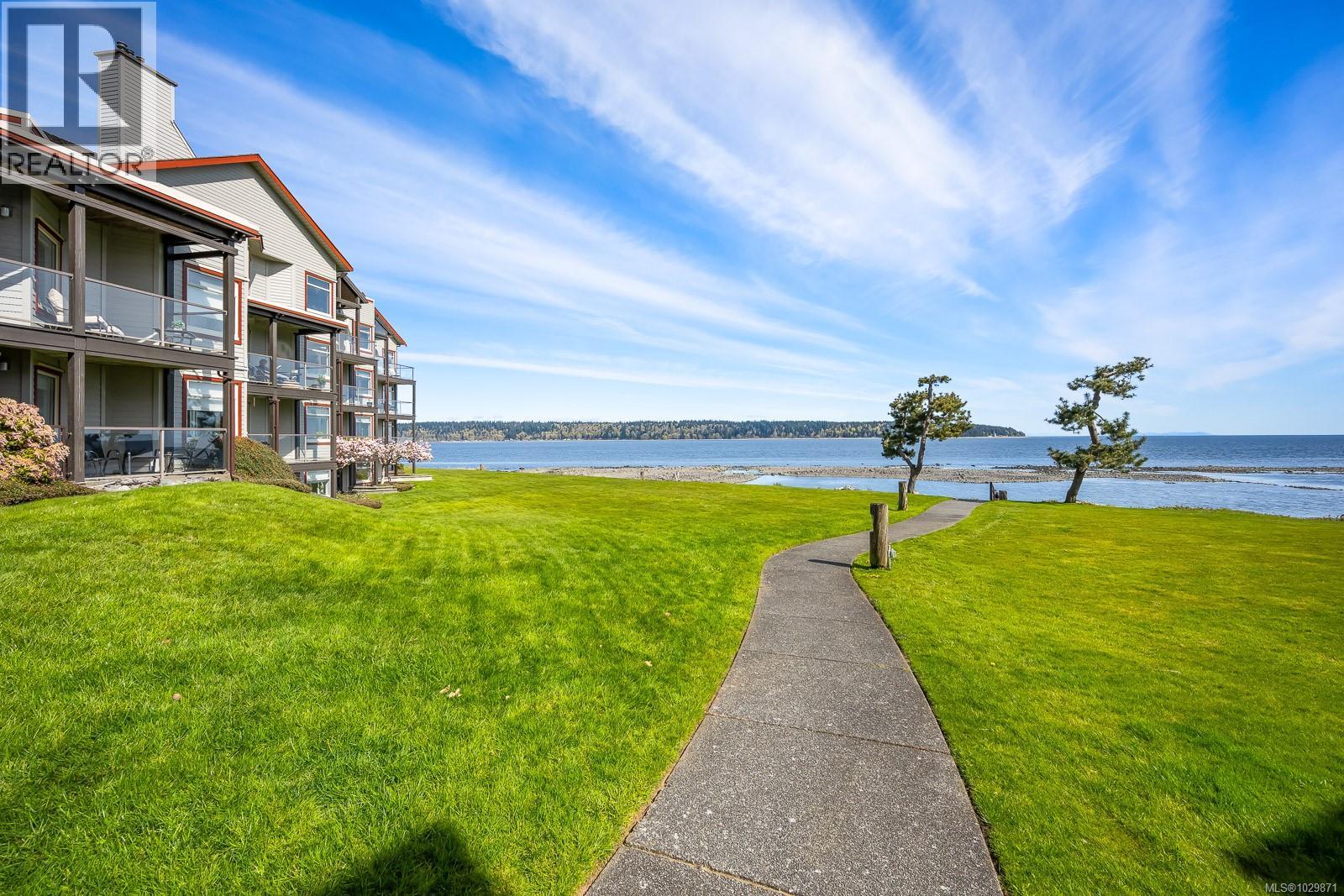 3303 27 ISLAND Hwy S, Campbell River