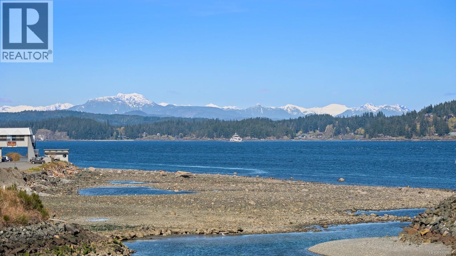 3303 27 ISLAND Hwy S, Campbell River