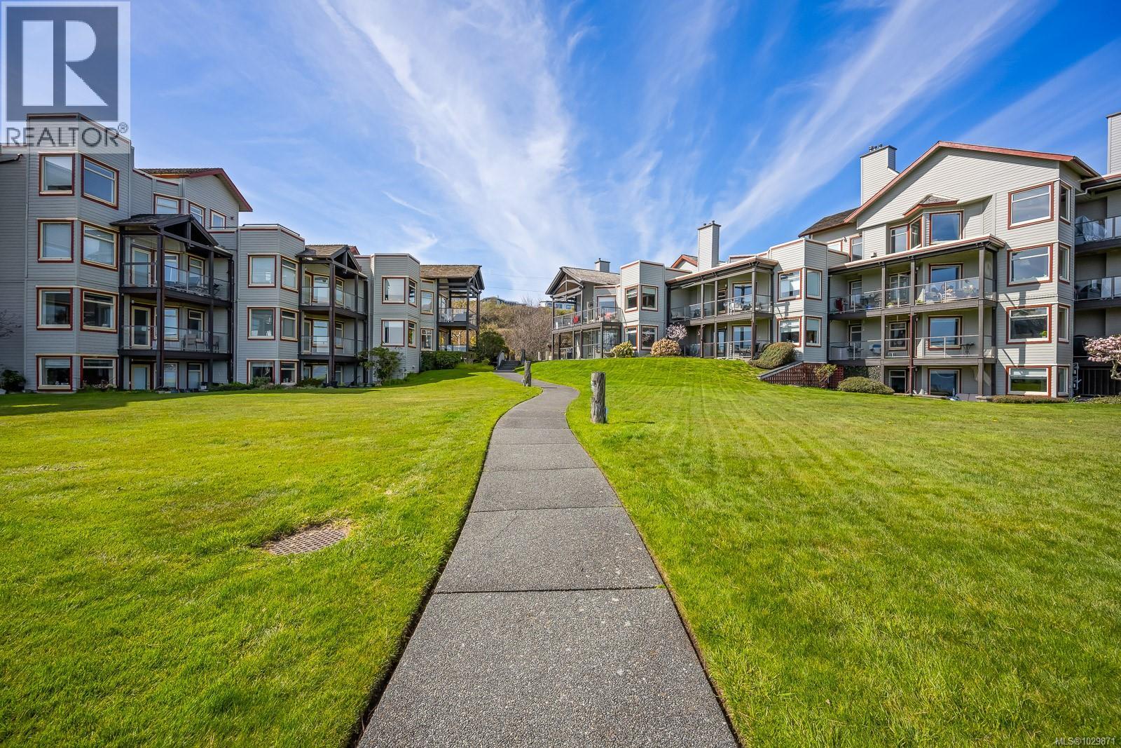 3303 27 ISLAND Hwy S, Campbell River