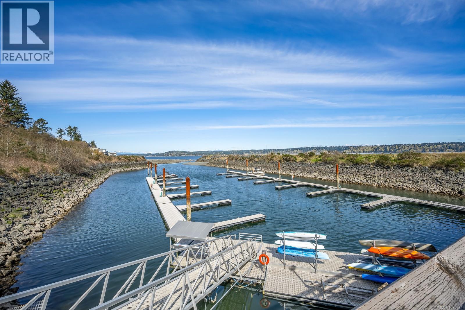 3303 27 ISLAND Hwy S, Campbell River