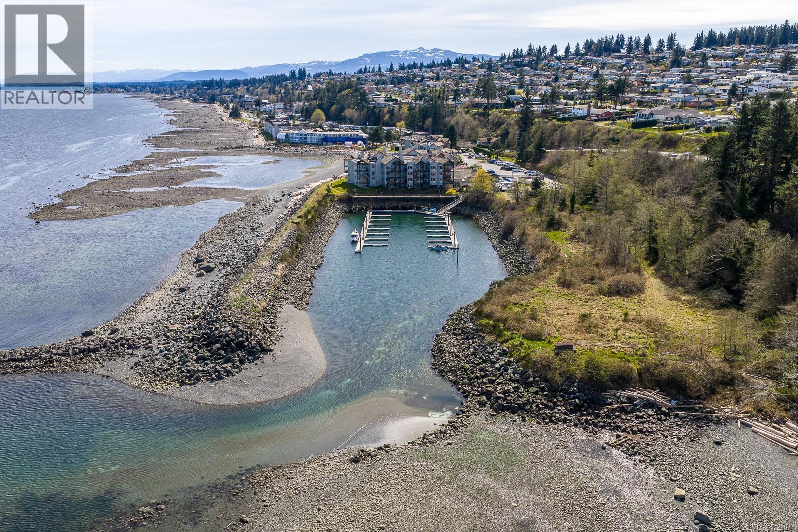 3303 27 ISLAND Hwy S, Campbell River