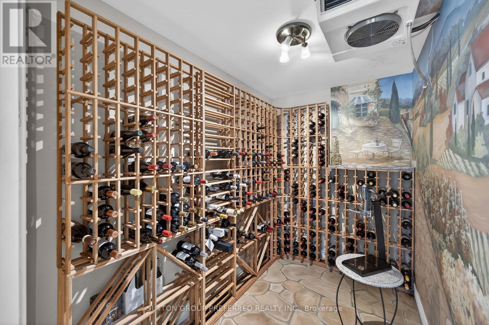 561 PLANE TREE DRIVE Property Photo