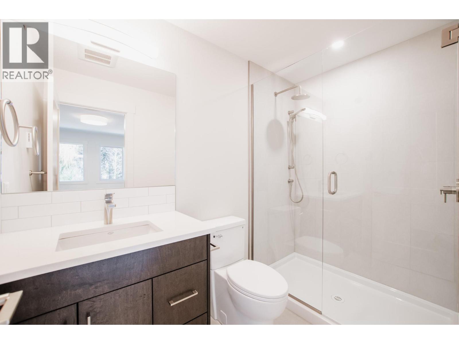 #8 8200 97A HIGHWAY - 25