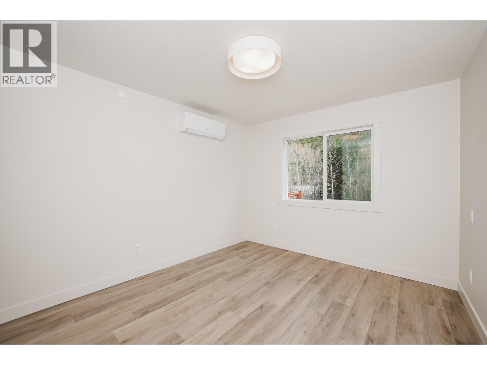 #8 8200 97A HIGHWAY - 26