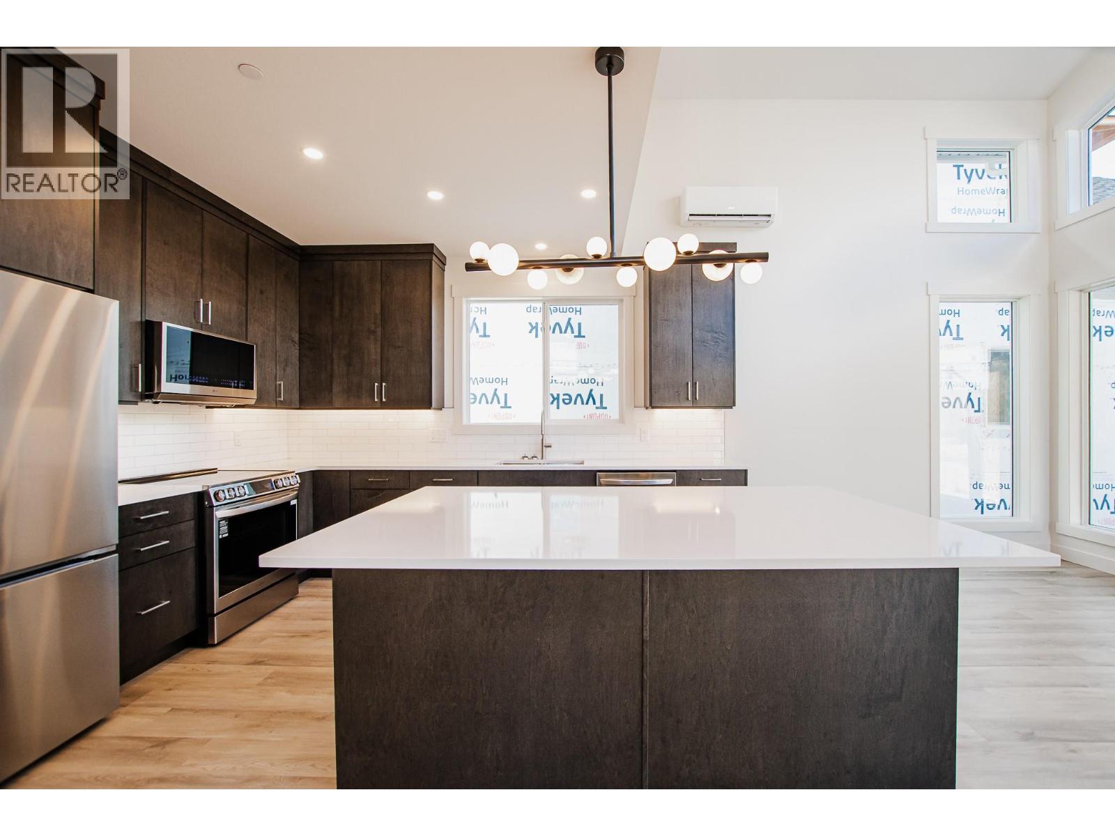 #8 8200 97A HIGHWAY - 16