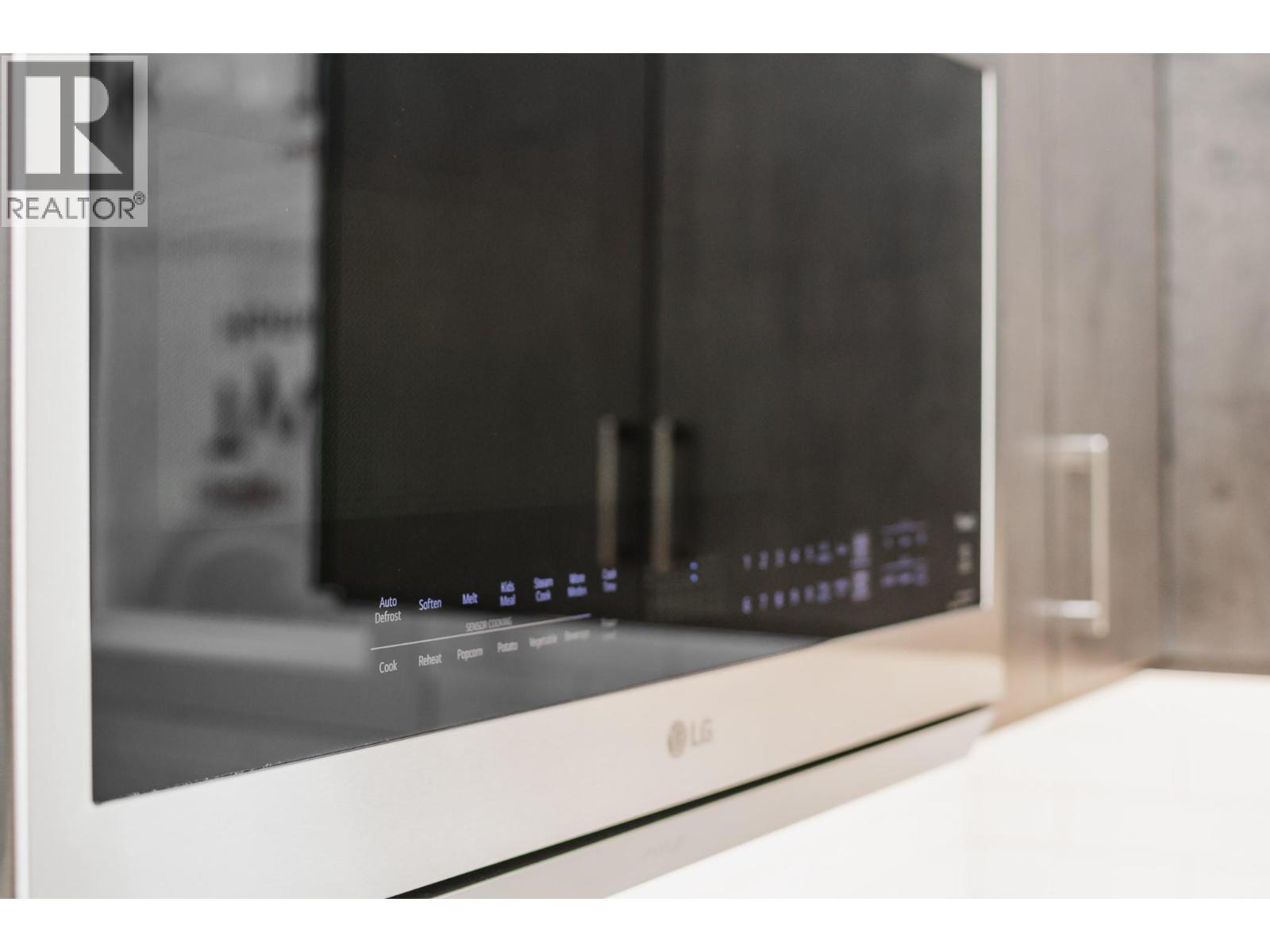 #8 8200 97A HIGHWAY - 34