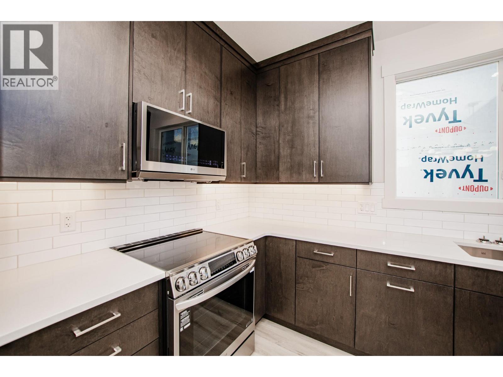 #8 8200 97A HIGHWAY - 17