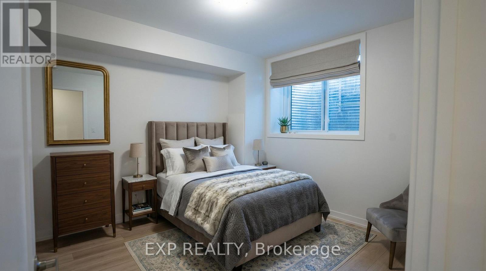 234, 236 WOODROFFE AVENUE - 11