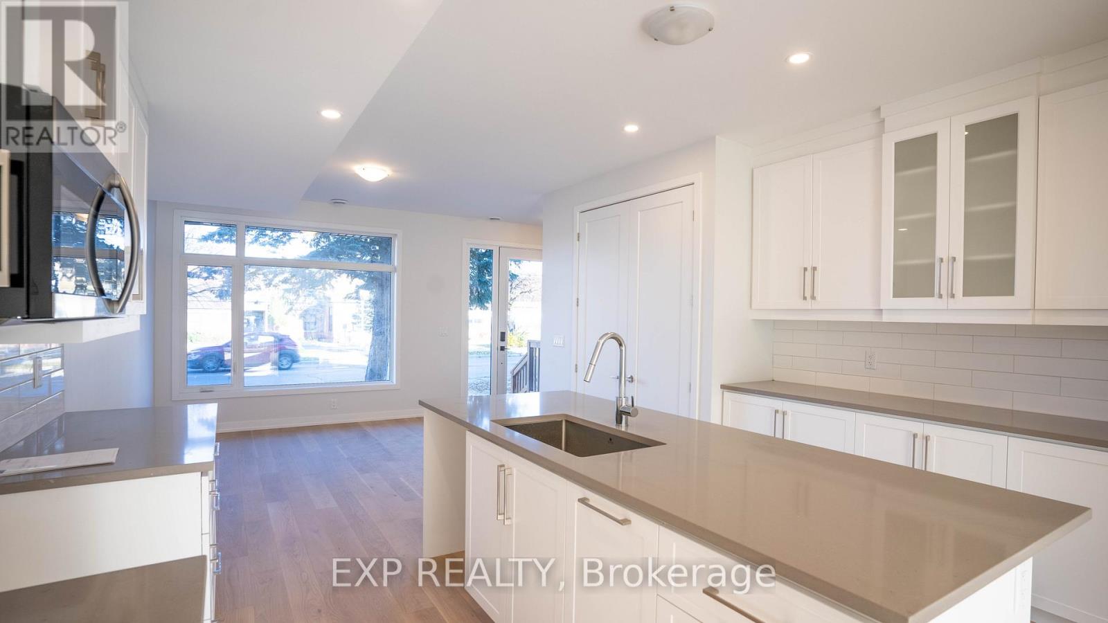 234, 236 WOODROFFE AVENUE - 21