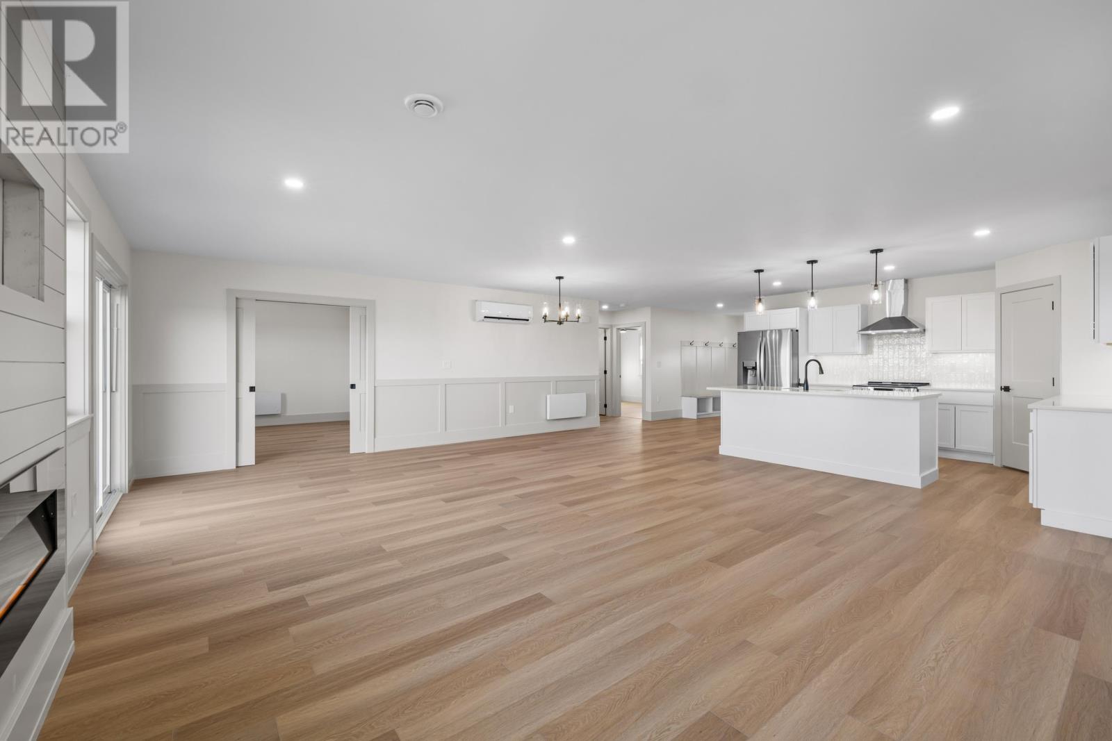 117 WATERS EDGE LANE - 28