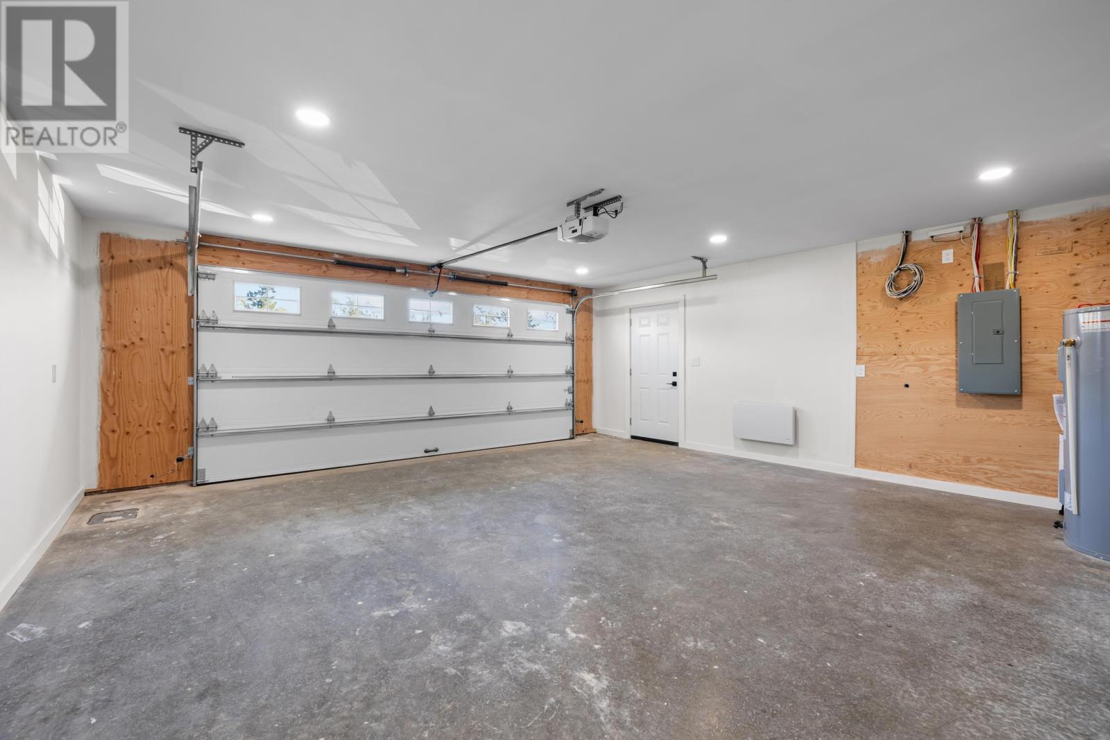 117 WATERS EDGE LANE - 39