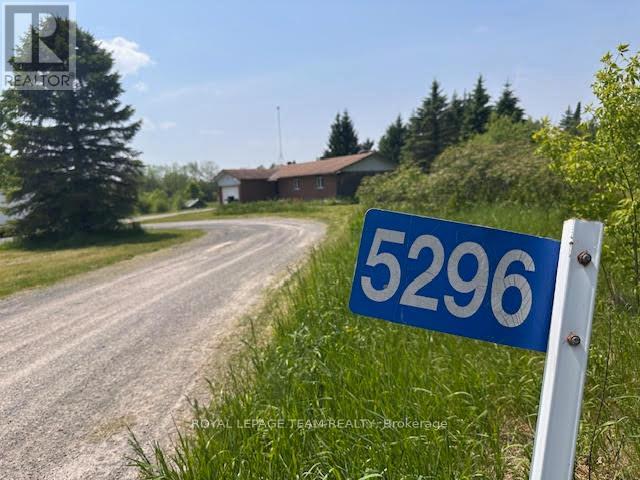 5296 PANMURE ROAD - 10