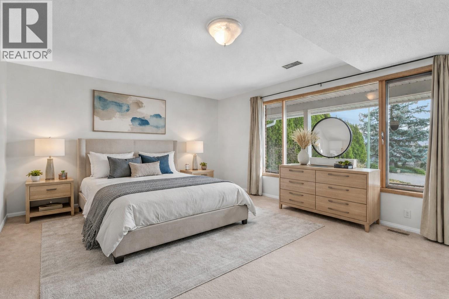  989 Monashee Place, Kelowna