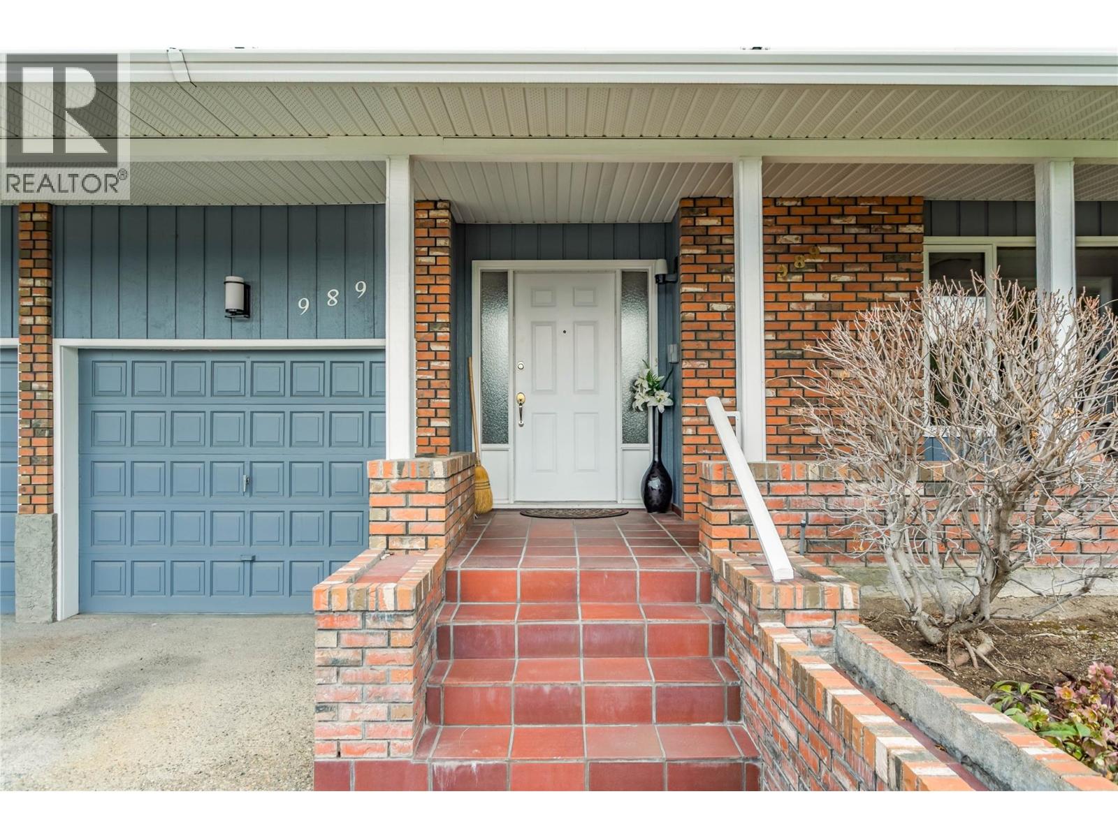  989 Monashee Place, Kelowna