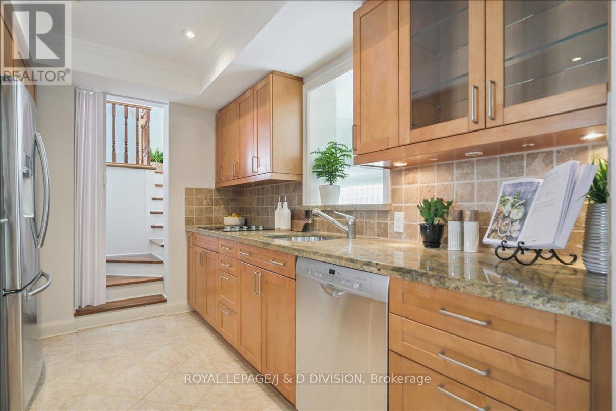 65 CHATSWORTH DRIVE - 14