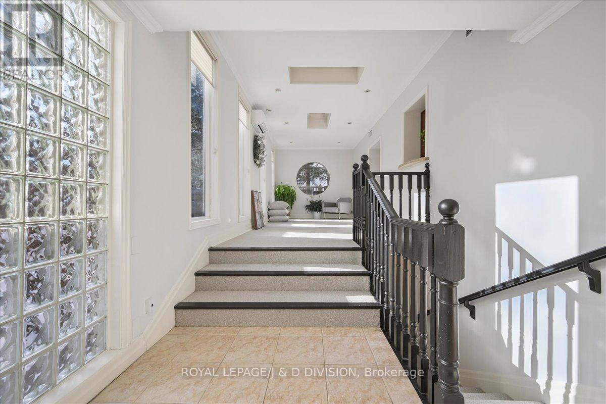 65 CHATSWORTH DRIVE - 18