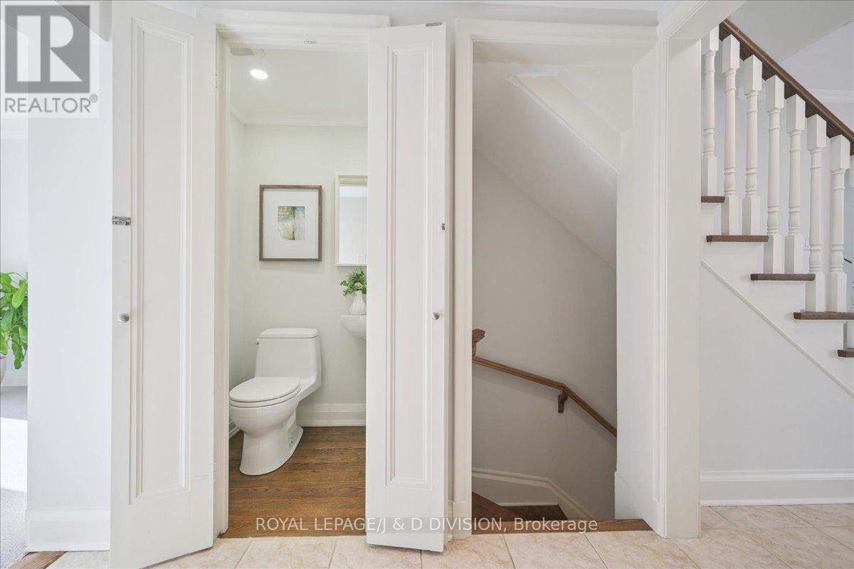 65 CHATSWORTH DRIVE - 19