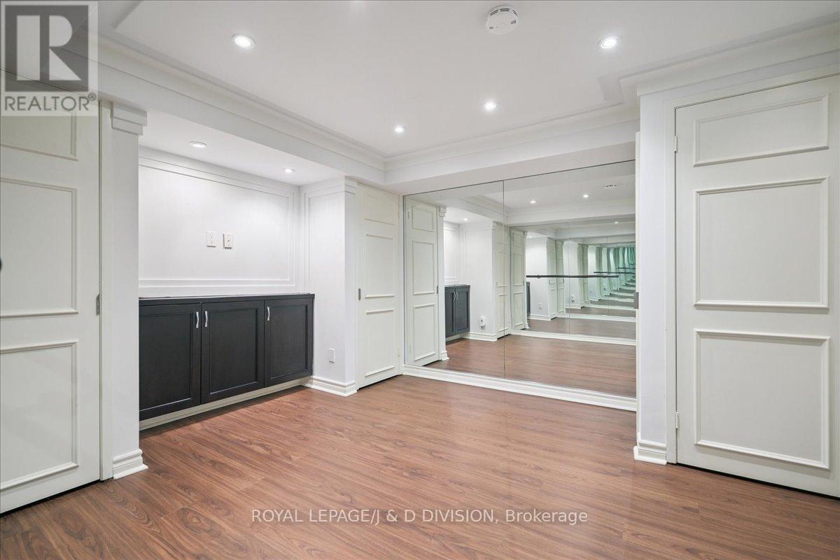 65 CHATSWORTH DRIVE - 30